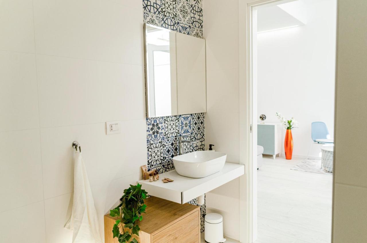 Spa & Relax Aesthetic Apartment 50M Dal Mare Monopoli Exterior photo