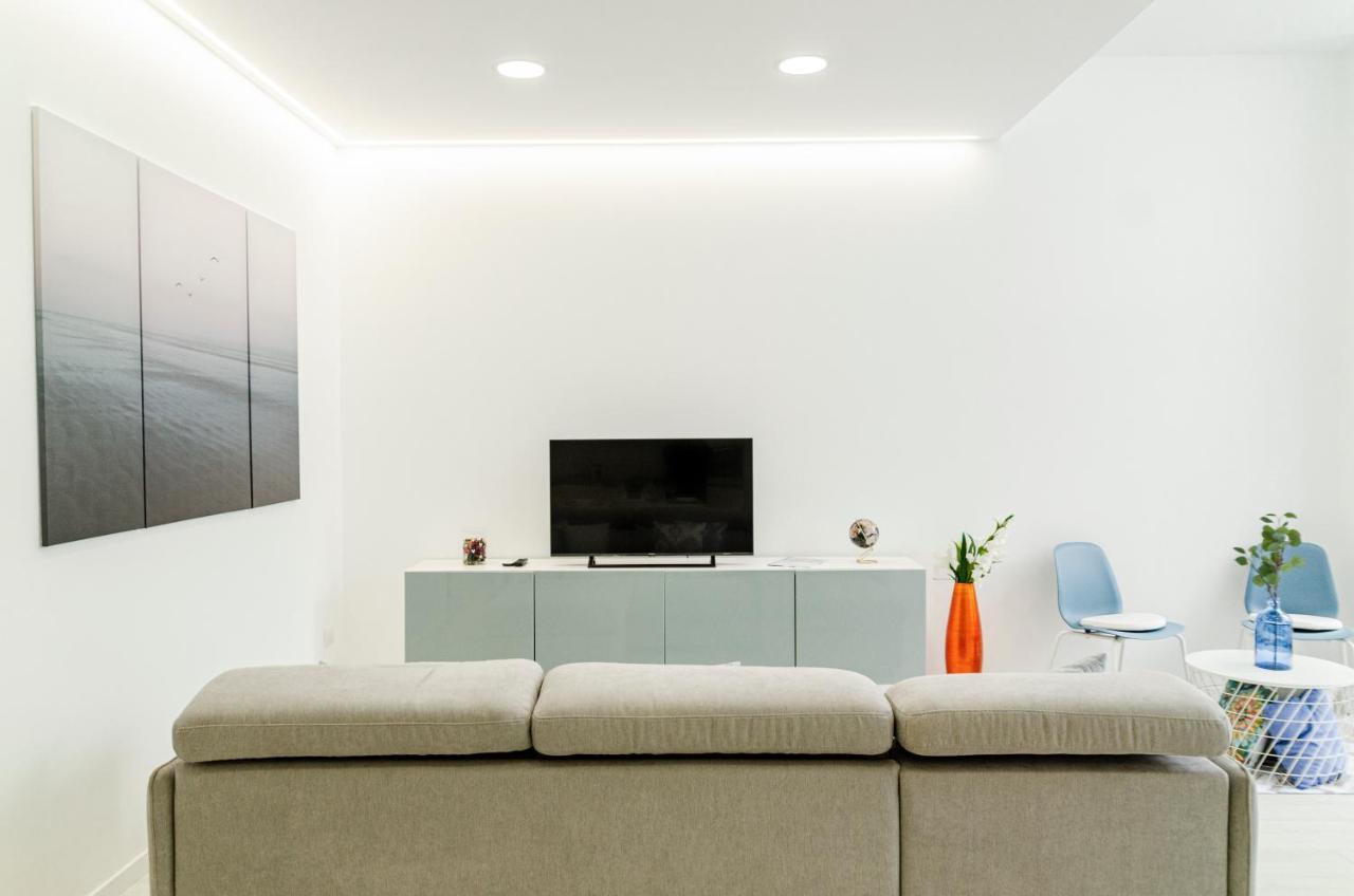 Spa & Relax Aesthetic Apartment 50M Dal Mare Monopoli Exterior photo